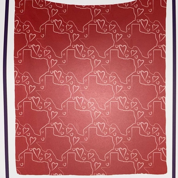 Destination Holiday Valentine's Throw Blanket - Picture 3 of 4